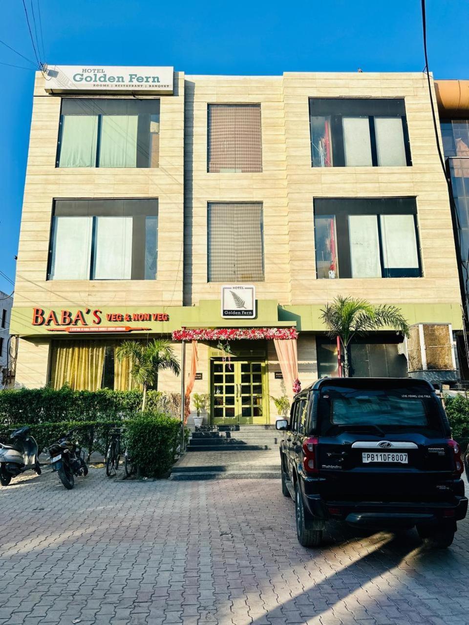 Hotel Golden Fern Patiala Bagian luar foto